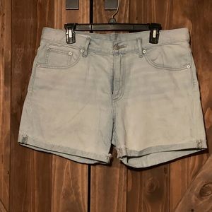 Gap sexy boyfriend jean shorts